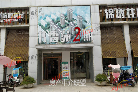 东店东街三楼2室2厅1卫32万73m2简单装修出售